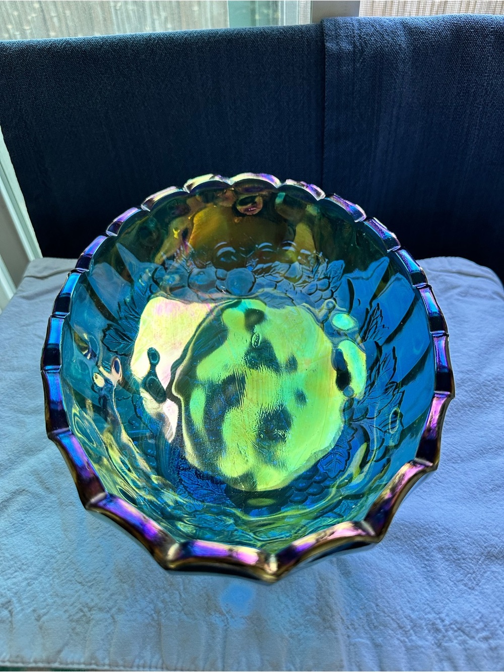 Vintage Indiana Glass Harvest Grape Carnival Glass Fruit Bowl-Iridescent Blue